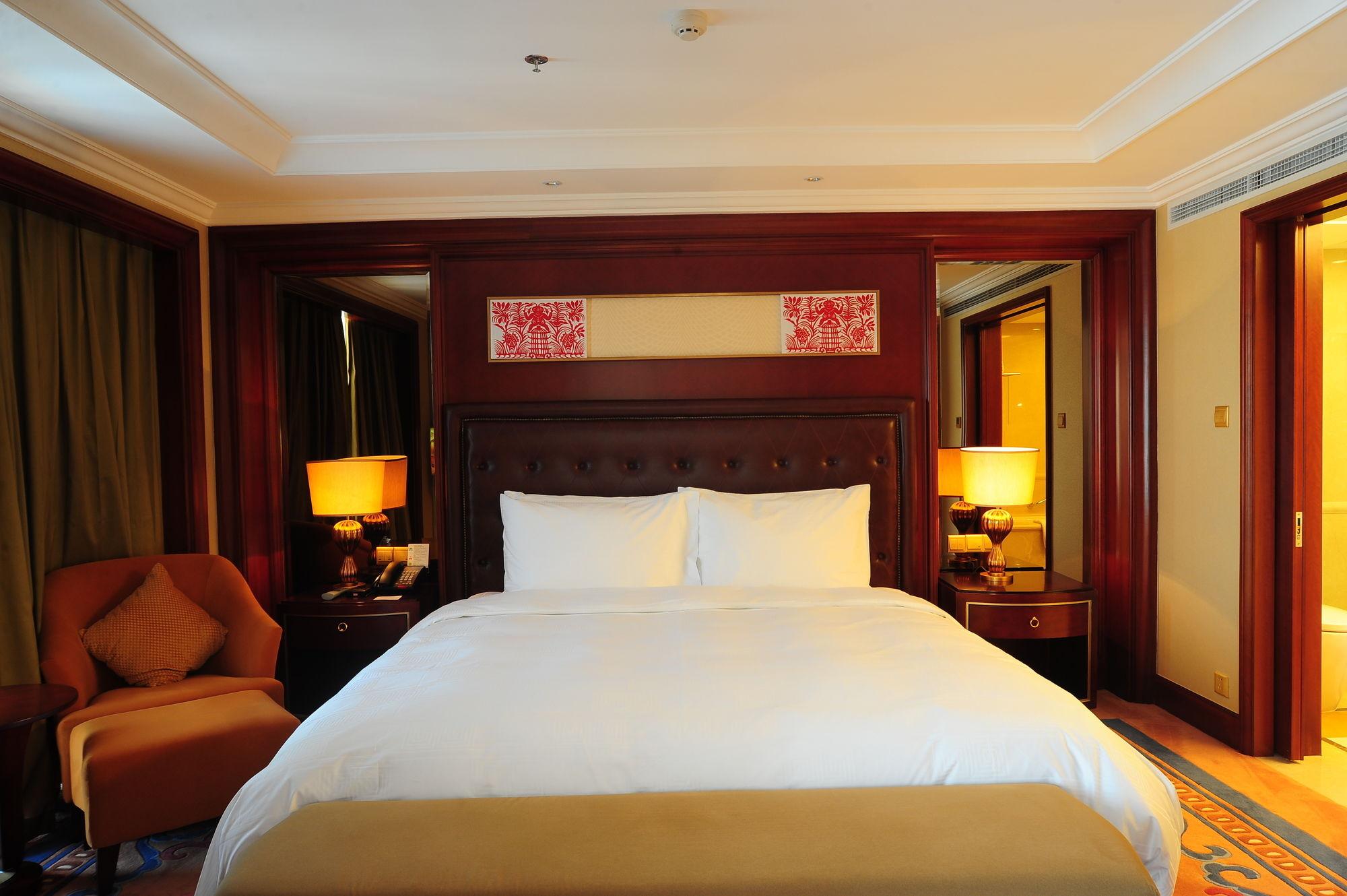 Dynasty International Hotel Dalian Jinzhou  Extérieur photo