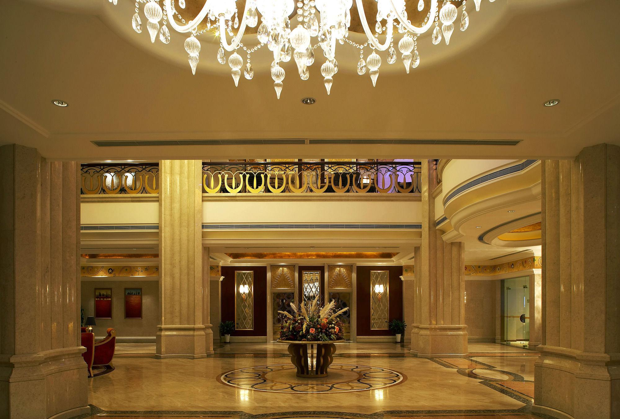 Dynasty International Hotel Dalian Jinzhou  Extérieur photo