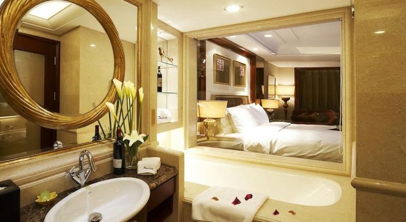 Dynasty International Hotel Dalian Jinzhou  Extérieur photo